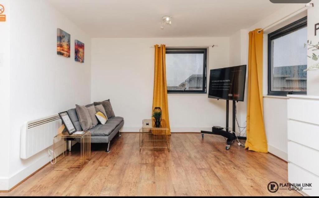 Sl Luxury 2 Bed Broad St Home Birmingham Buitenkant foto