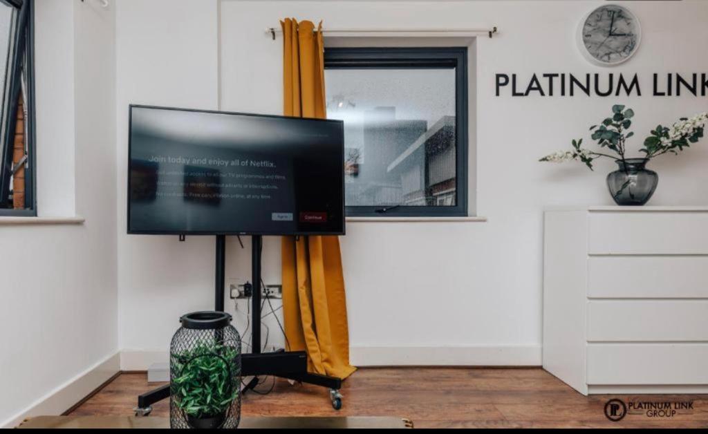 Sl Luxury 2 Bed Broad St Home Birmingham Buitenkant foto