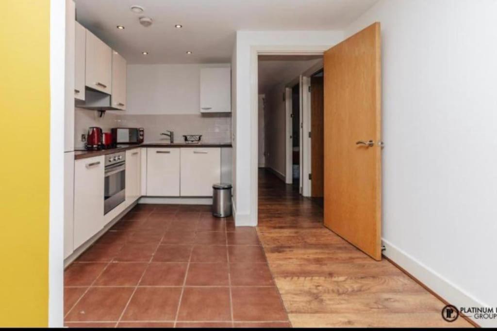 Sl Luxury 2 Bed Broad St Home Birmingham Buitenkant foto